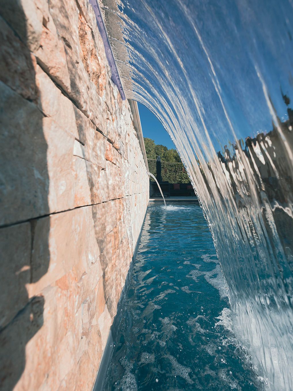 piscine à déversement